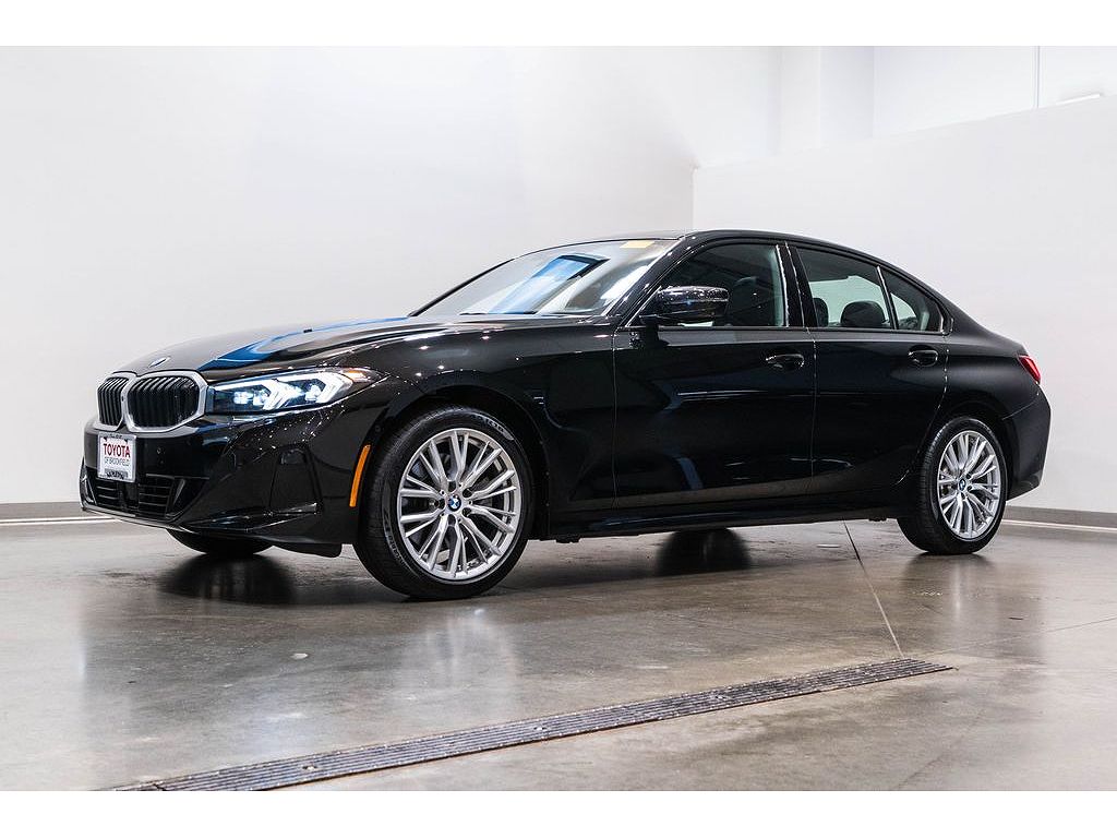 2023 BMW 3 Series 330i xDrive
