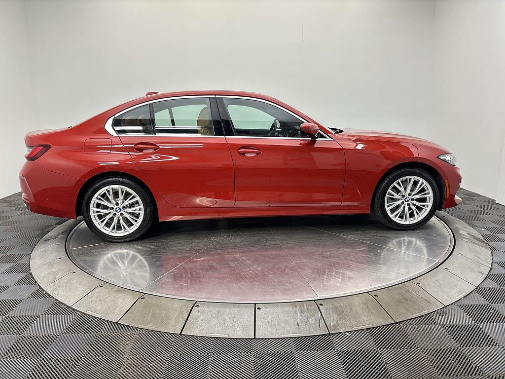 2024 BMW 3 Series 330i xDrive