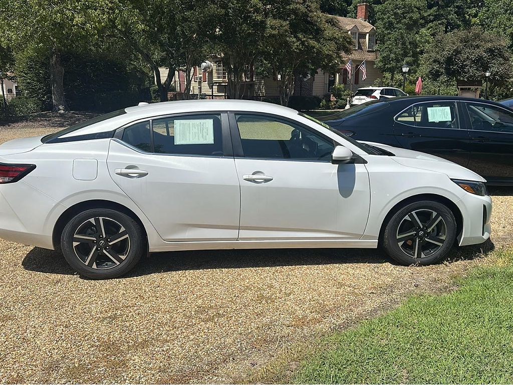 2024 Nissan Sentra SV