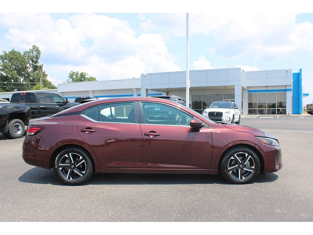 2024 Nissan Sentra SV