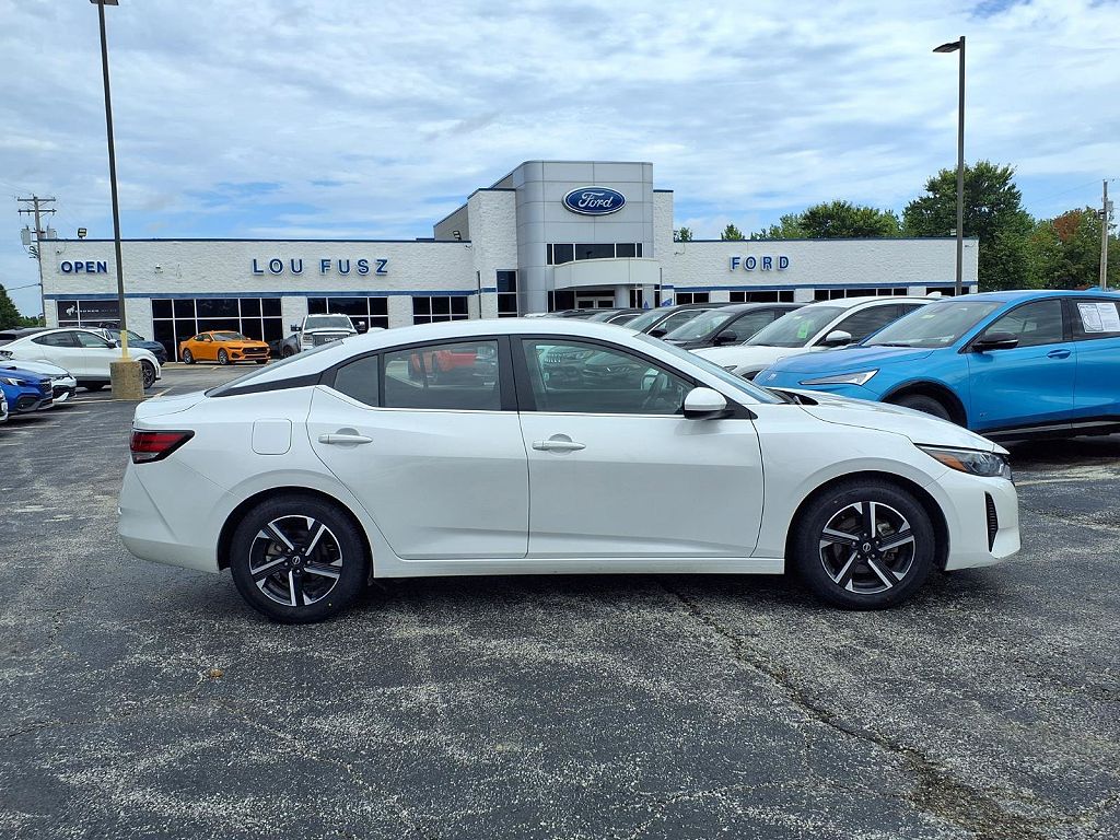 2024 Nissan Sentra SV