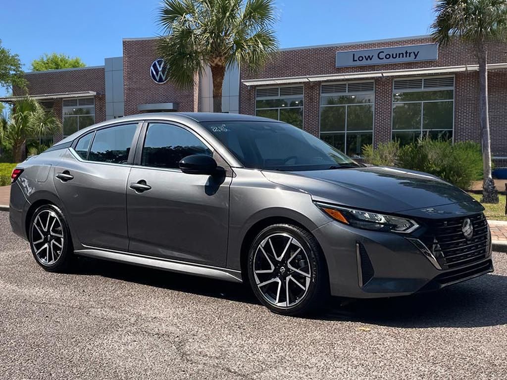 2025 Nissan Sentra SR