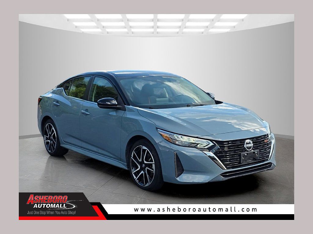 2025 Nissan Sentra SR