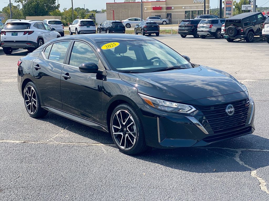2025 Nissan Sentra SR
