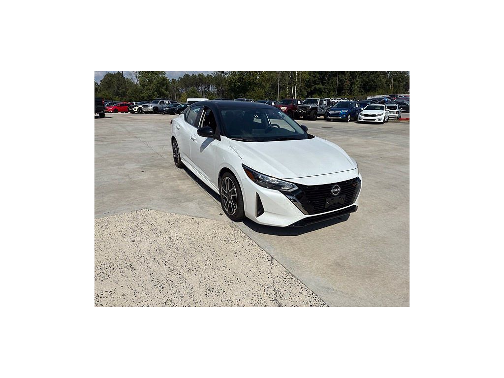 2025 Nissan Sentra SR