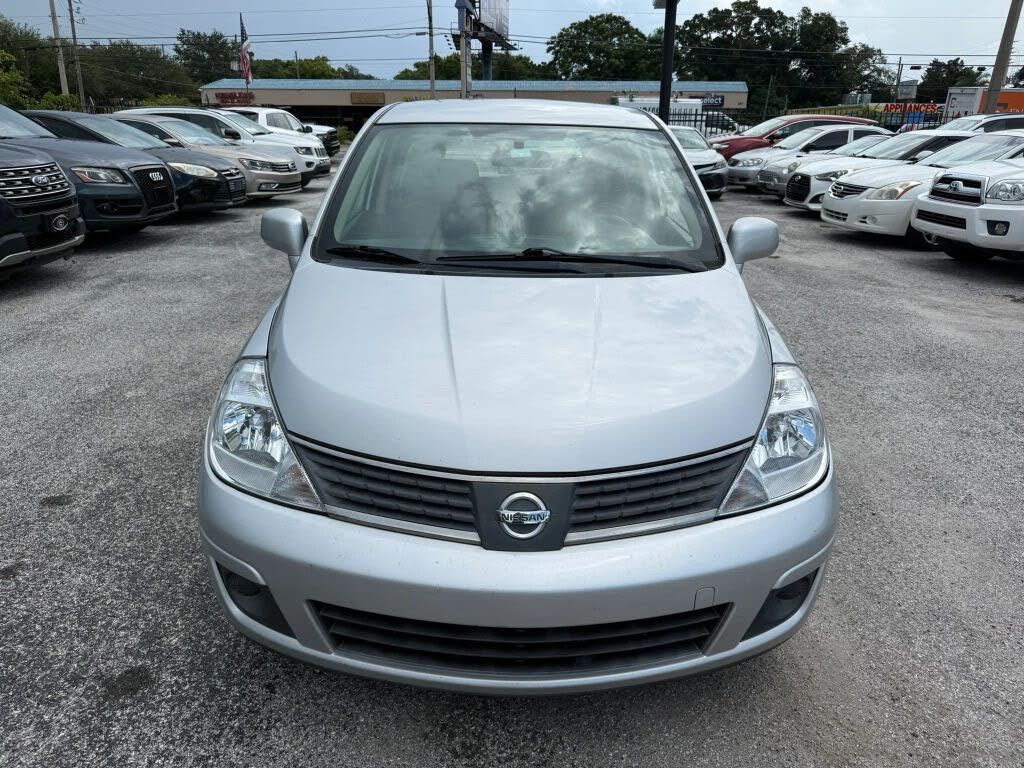 2009 Nissan Versa 1.8 SL