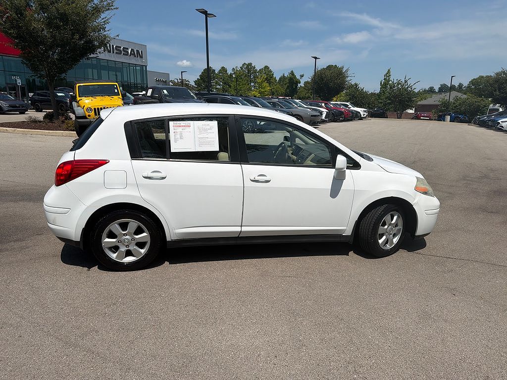 2007 Nissan Versa 1.8 SL