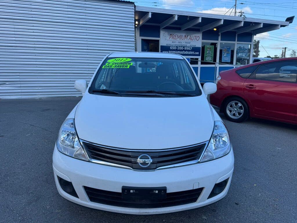 2012 Nissan Versa 1.8 SL