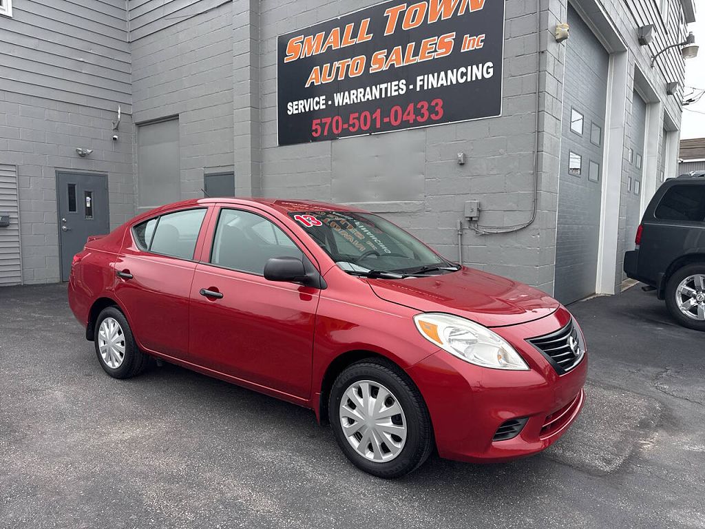 2013 Nissan Versa 1.6 SL