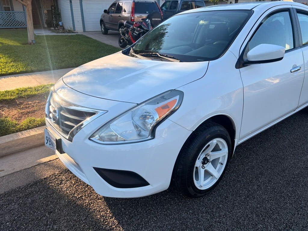 2016 Nissan Versa 1.6 S