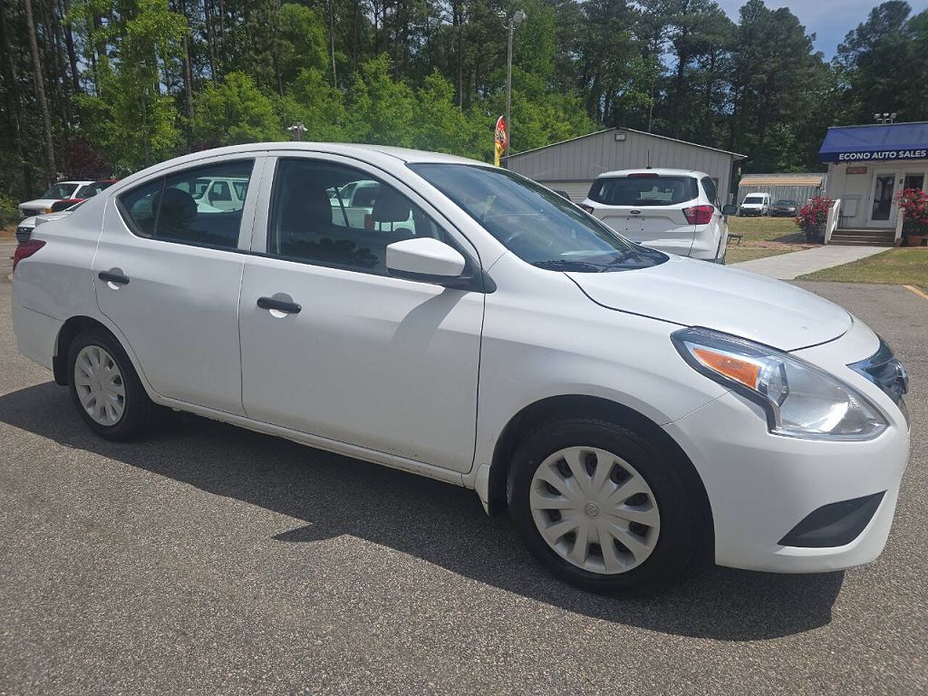 2018 Nissan Versa 1.6 S