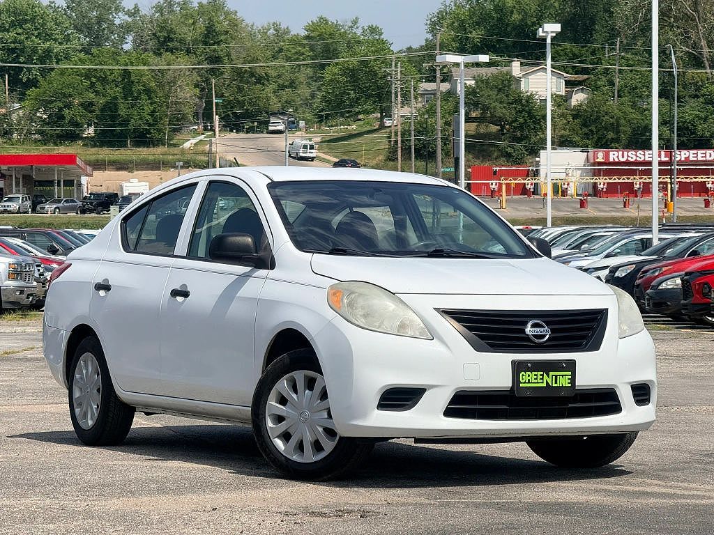 2014 Nissan Versa 1.6 SL