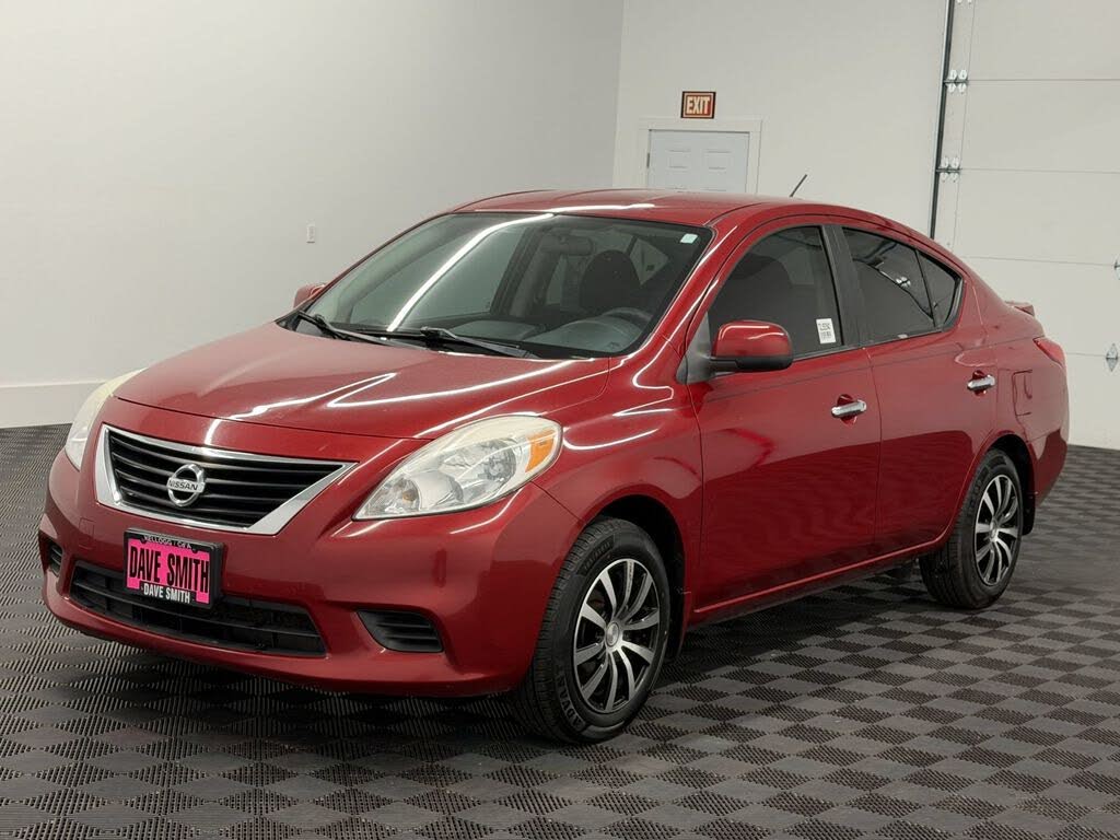 2013 Nissan Versa 1.6 S