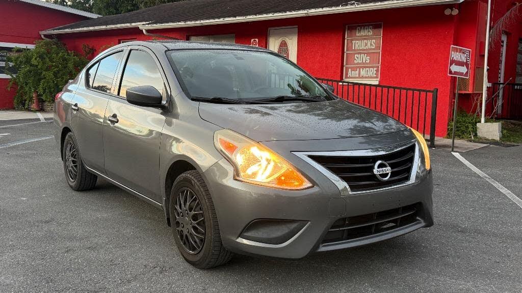 2016 Nissan Versa 1.6 SV