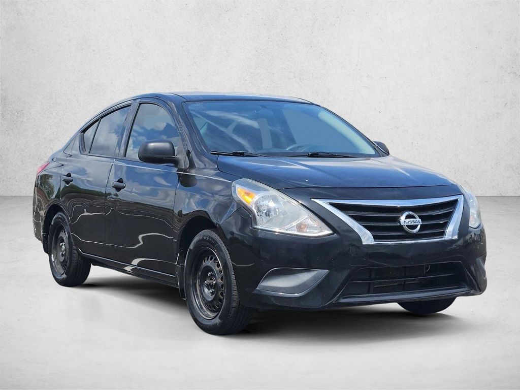 2015 Nissan Versa 1.6 SV
