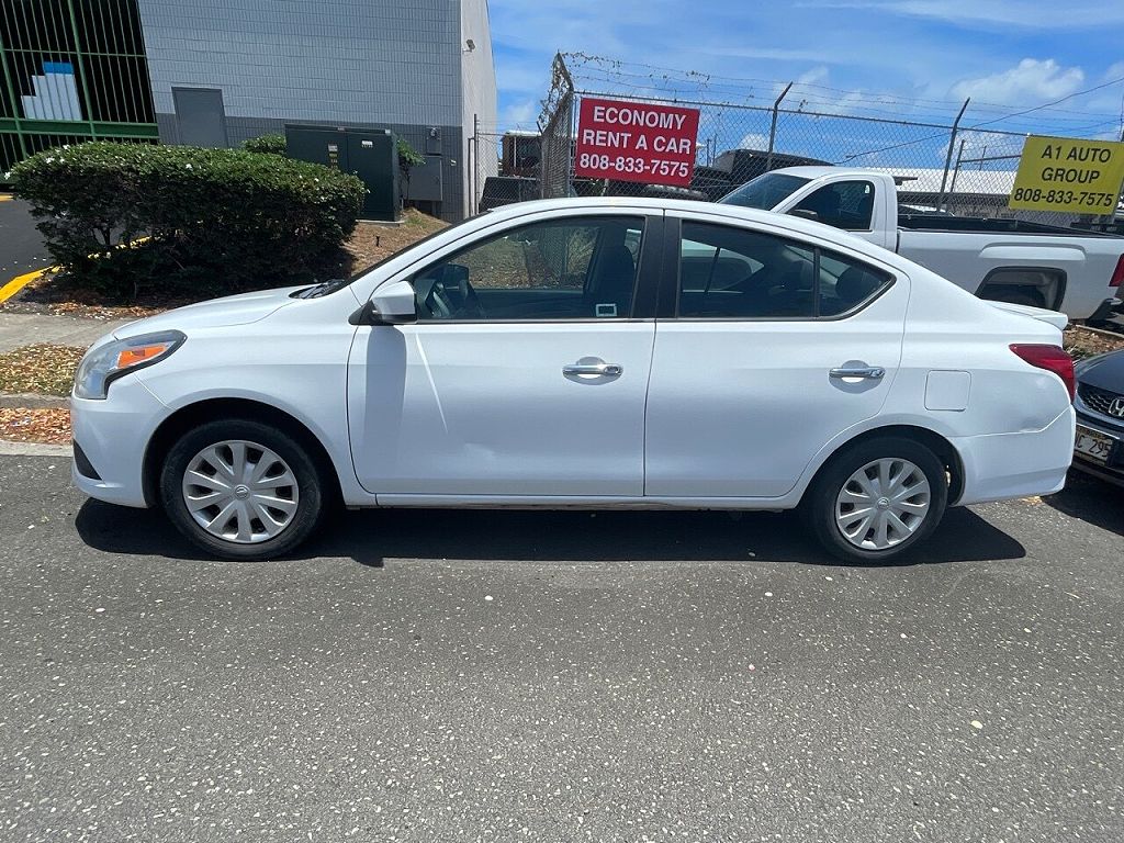 2016 Nissan Versa 1.6 SV