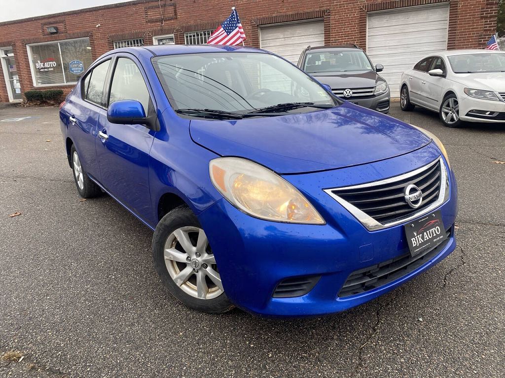 2014 Nissan Versa 1.6 S