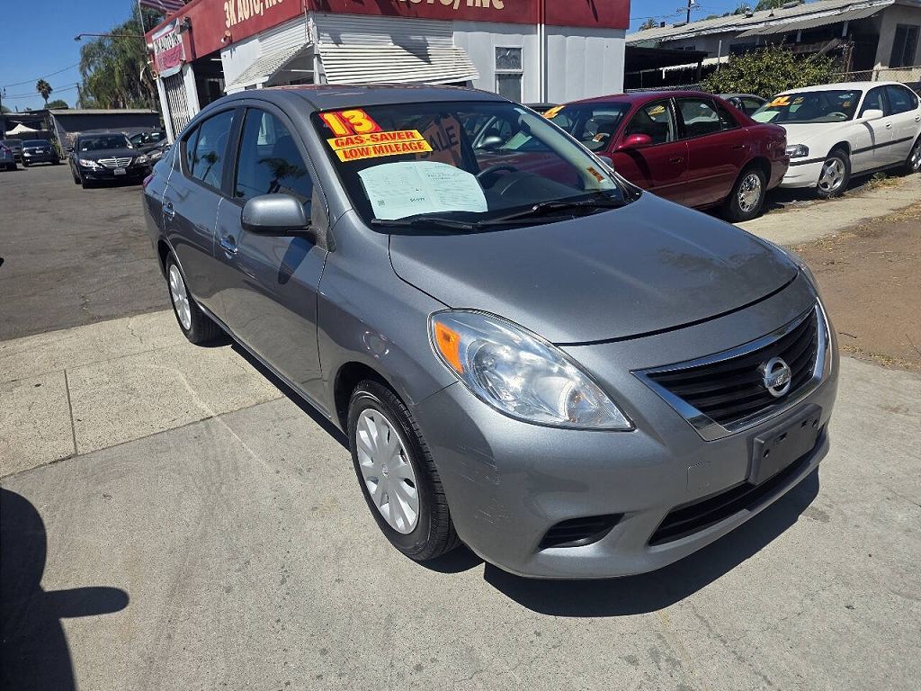 2013 Nissan Versa 1.6 SV