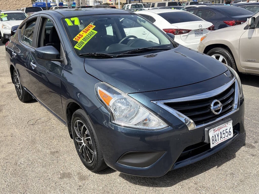 2017 Nissan Versa 1.6 SL