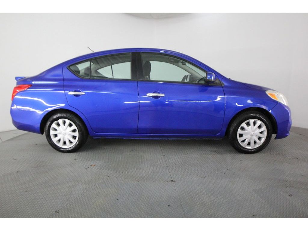 2013 Nissan Versa 1.6 S