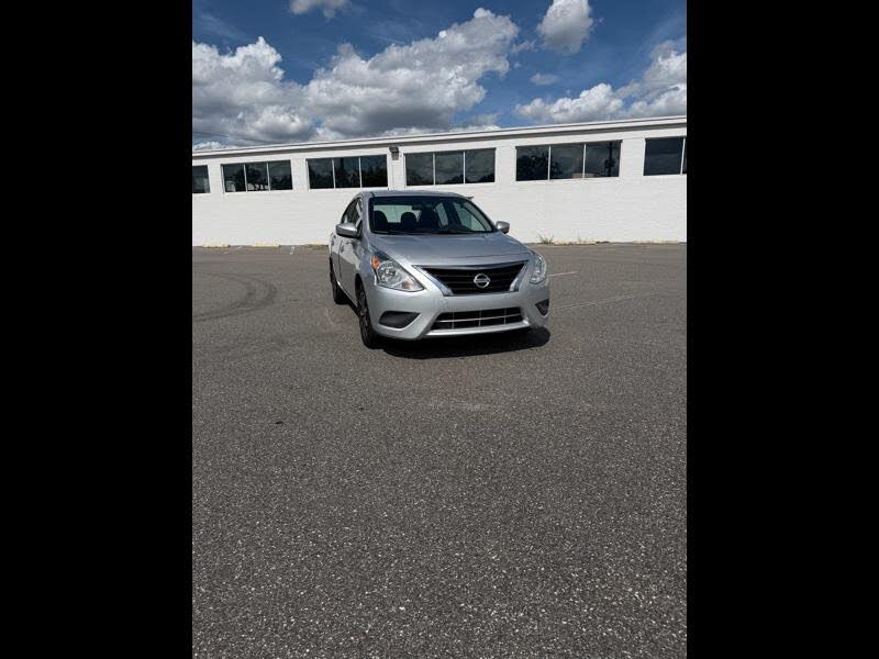 2017 Nissan Versa 1.6 SL