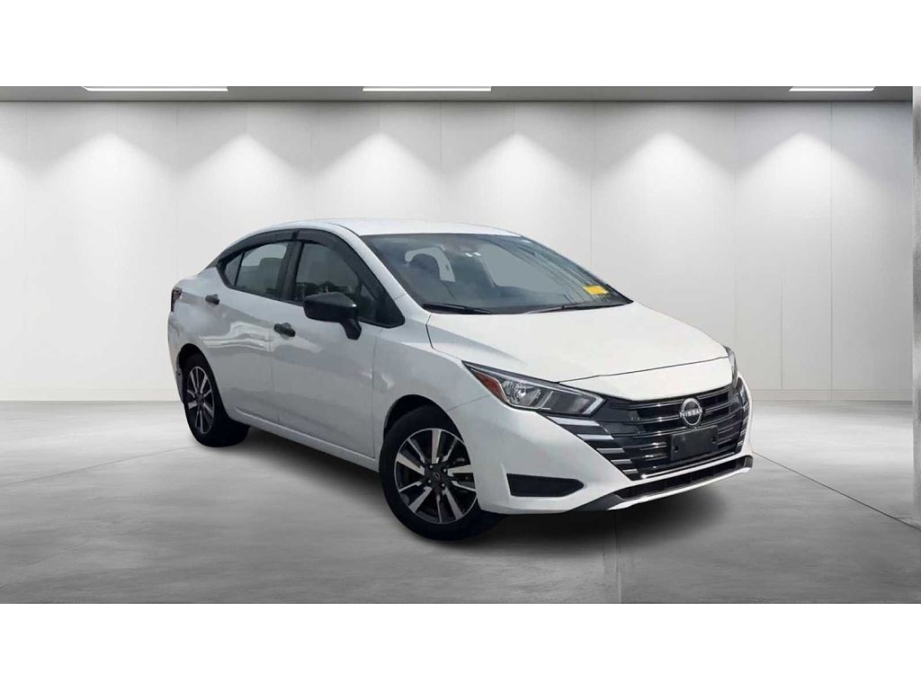 2024 Nissan Versa 1.6 S