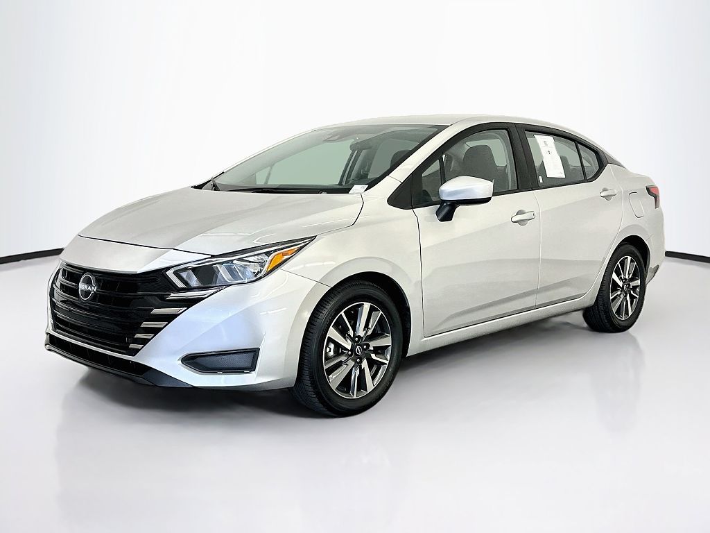 2024 Nissan Versa SV