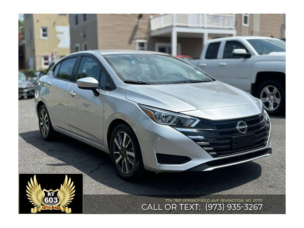 2023 Nissan Versa SV
