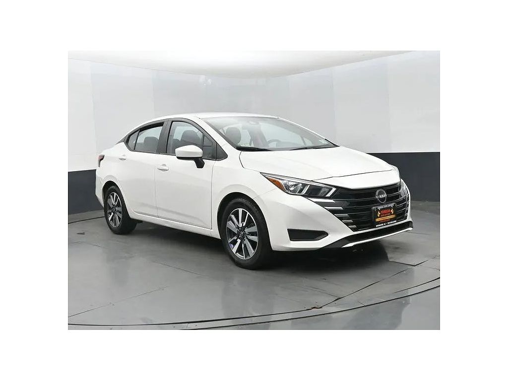 2024 Nissan Versa SV
