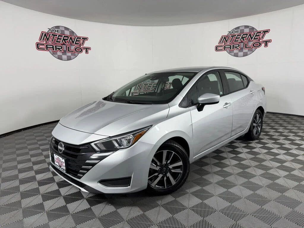 2024 Nissan Versa SV