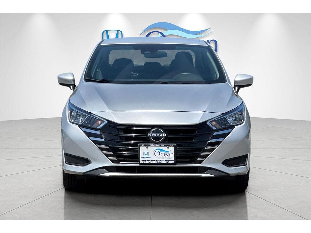2024 Nissan Versa SV