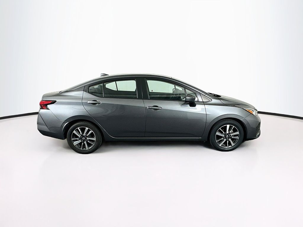 2024 Nissan Versa SV