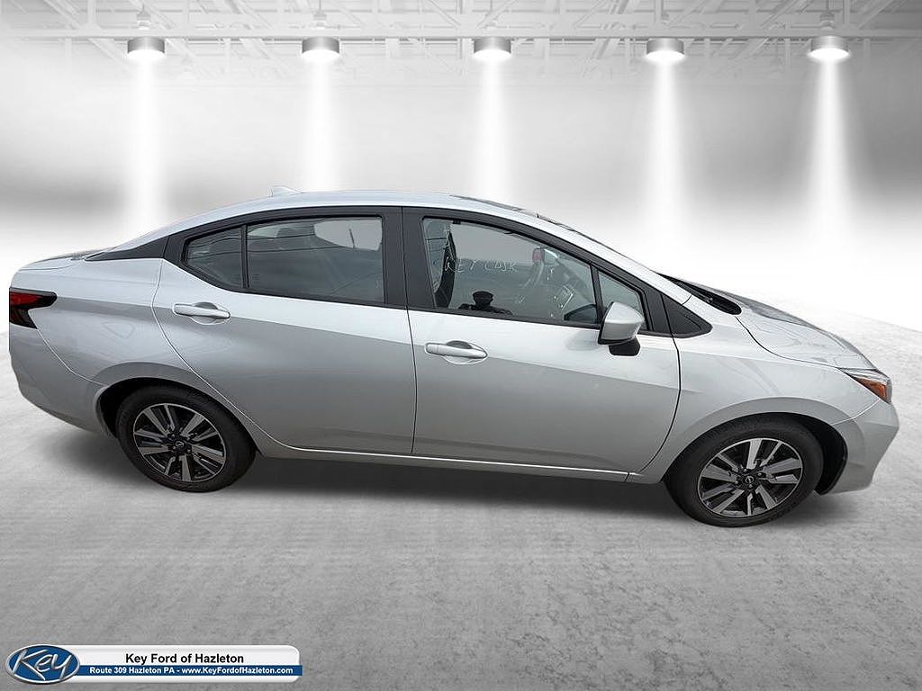 2024 Nissan Versa SV