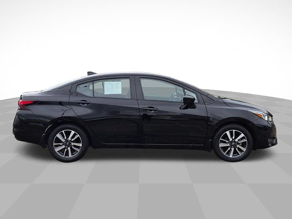2024 Nissan Versa SV