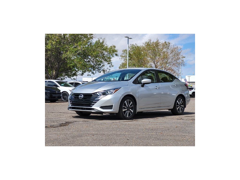 2024 Nissan Versa SV