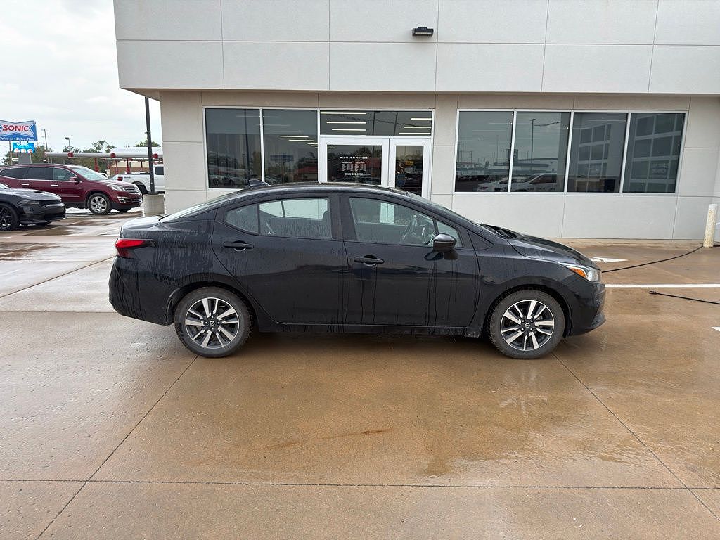 2021 Nissan Versa SV