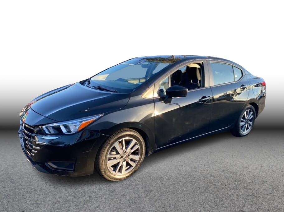 2023 Nissan Versa SV