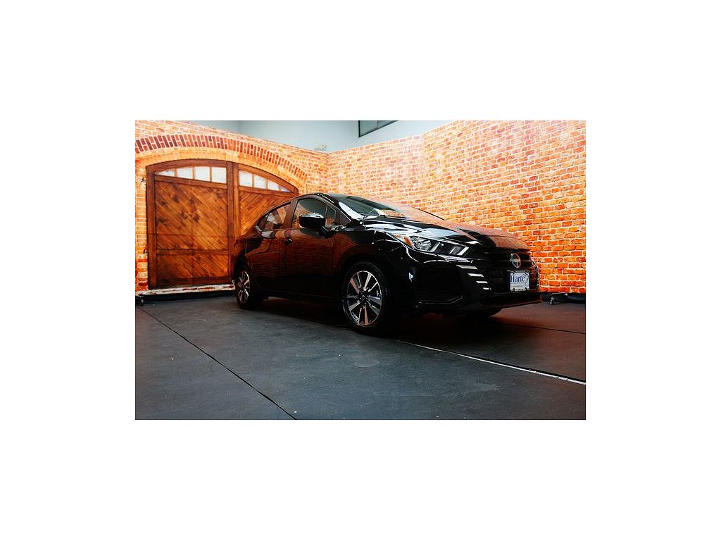 2024 Nissan Versa SV