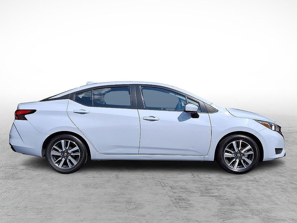 2024 Nissan Versa SV