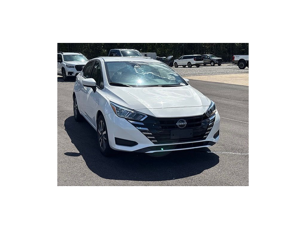 2024 Nissan Versa SV