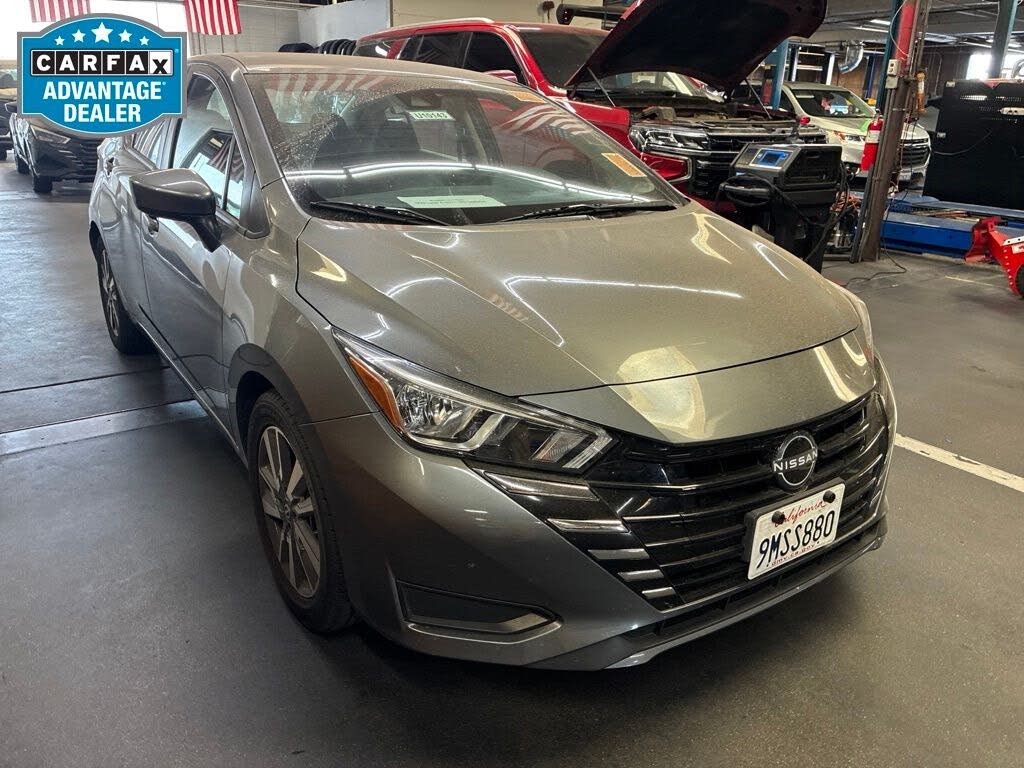 2024 Nissan Versa SV