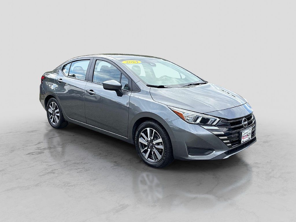 2024 Nissan Versa SV
