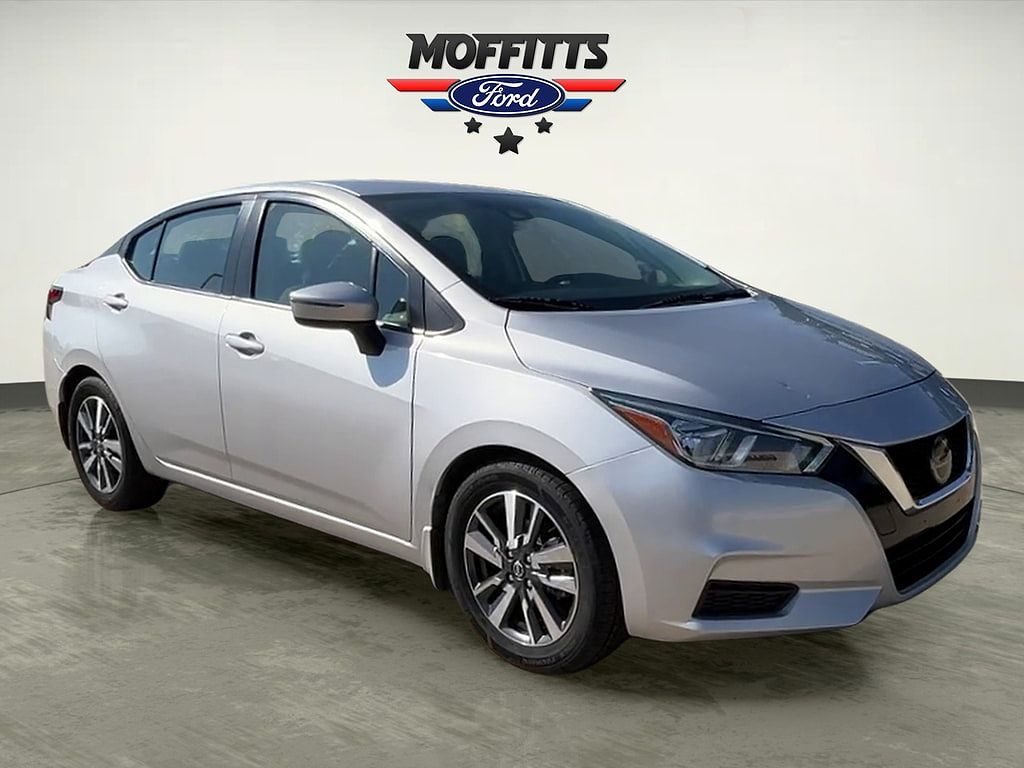 2020 Nissan Versa SV