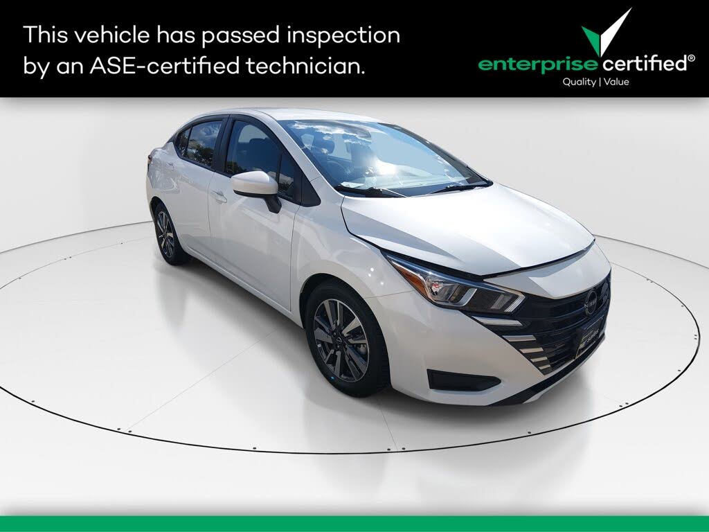 2023 Nissan Versa SV
