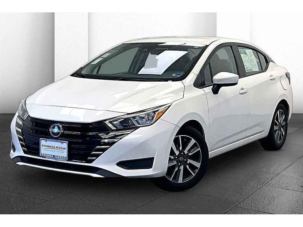 2023 Nissan Versa SV