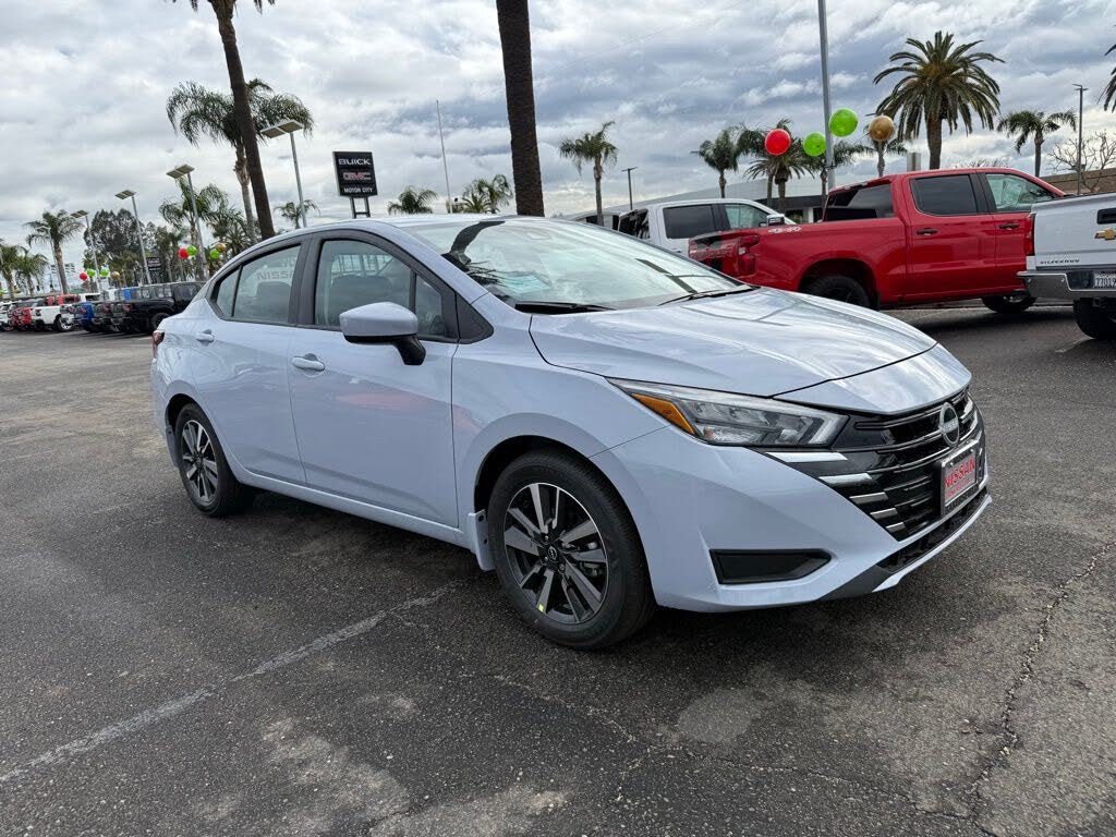 2025 Nissan Versa SV