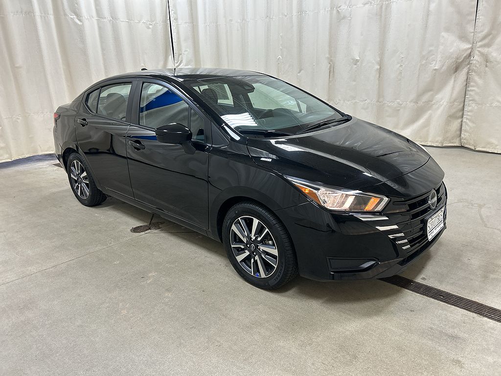 2024 Nissan Versa SV