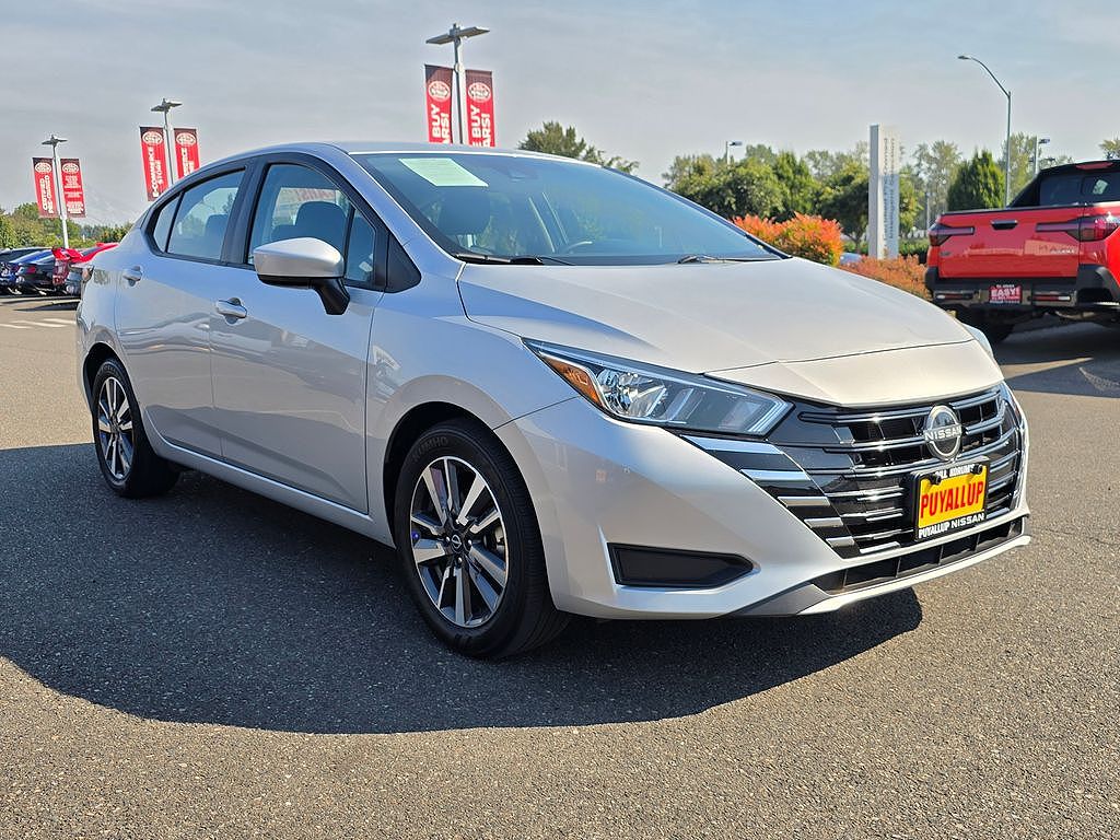2024 Nissan Versa SV