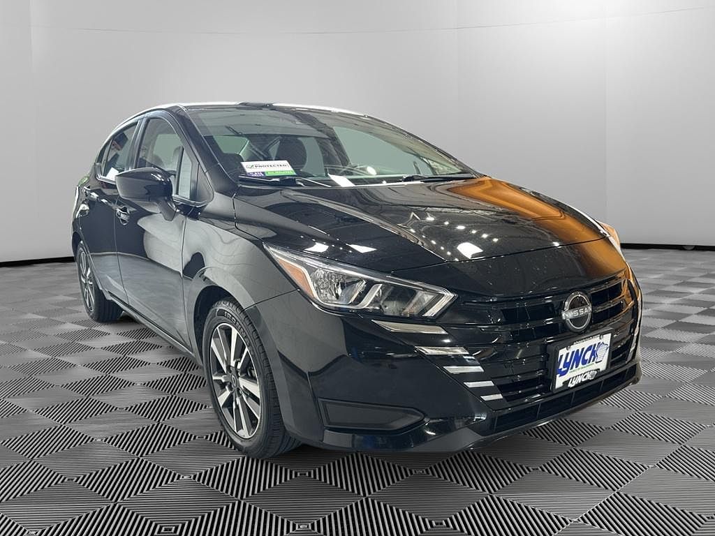 2024 Nissan Versa SV