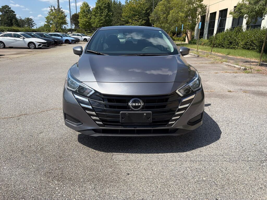 2024 Nissan Versa SV